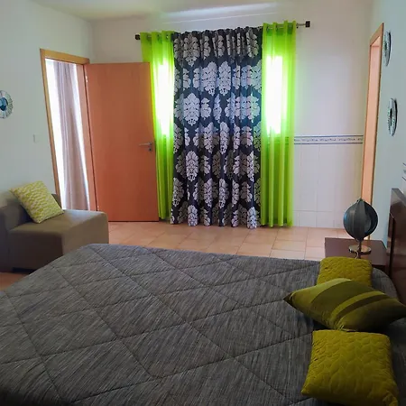 Casa Da Nelita São Martinho do Porto